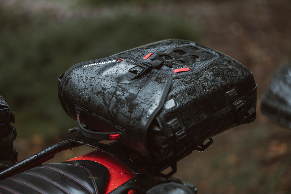 SW-Motech SysBag WP M mit Adapterplatte links für Honda XL 750 Transalp (23-)