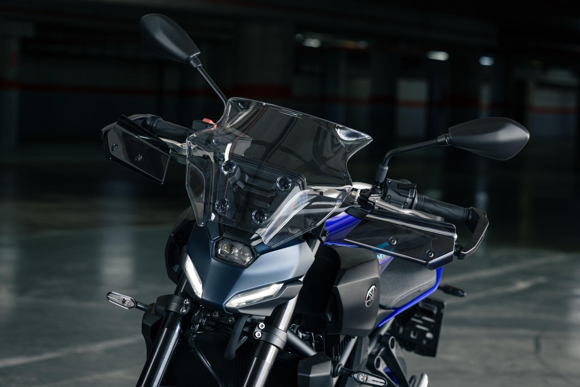 Mittelhohe Verkleidungsscheibe für MT-09 (24-25) / MT-07 (2025) Original Yamaha
