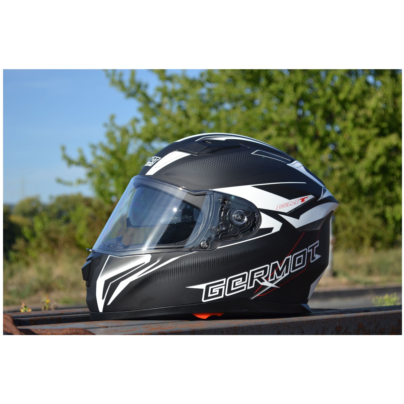 Germot Integralhelm GM 330, matt-schwarz/weiß