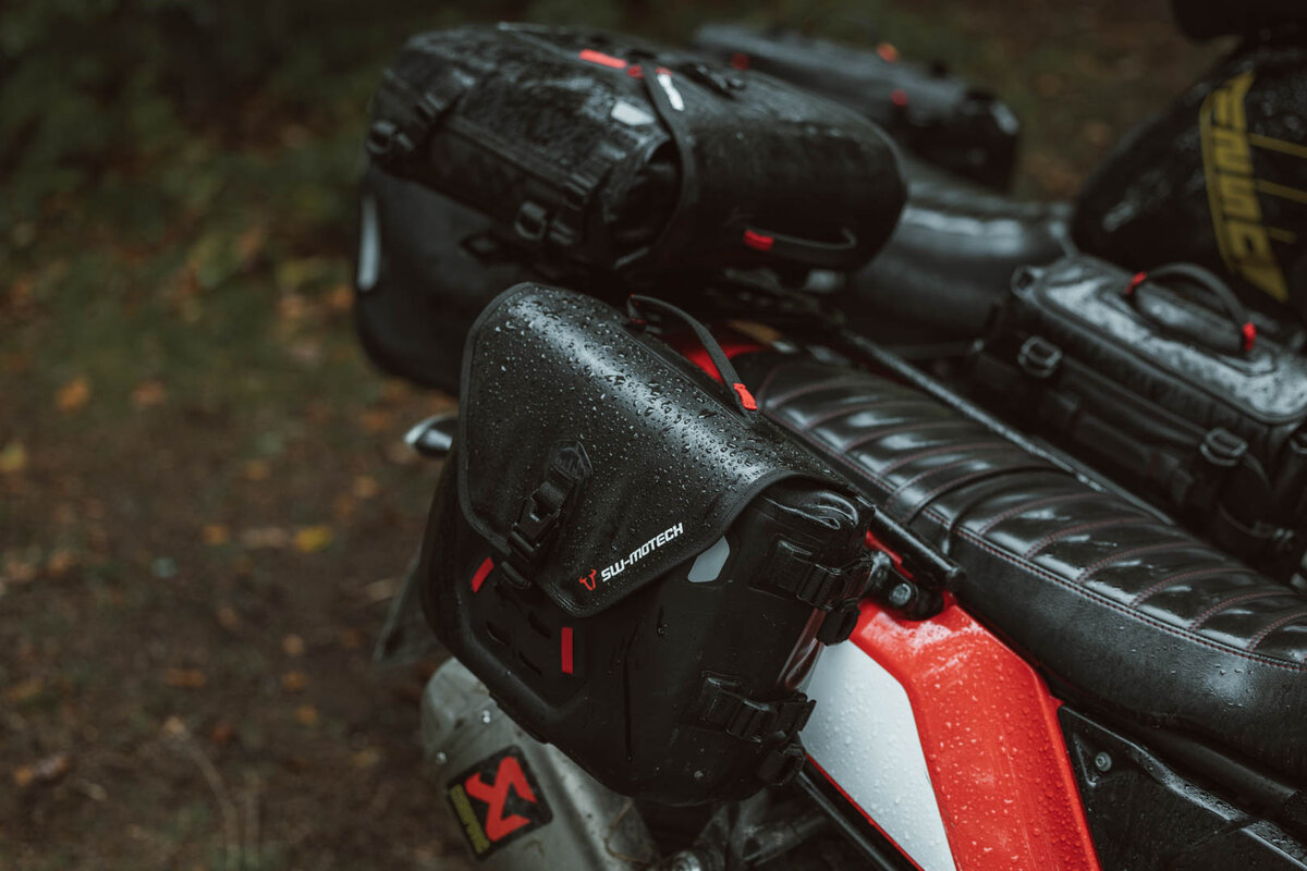 SW-Motech SysBag WP S mit Adapterplatte links für Honda XL 750 Transalp (23-)