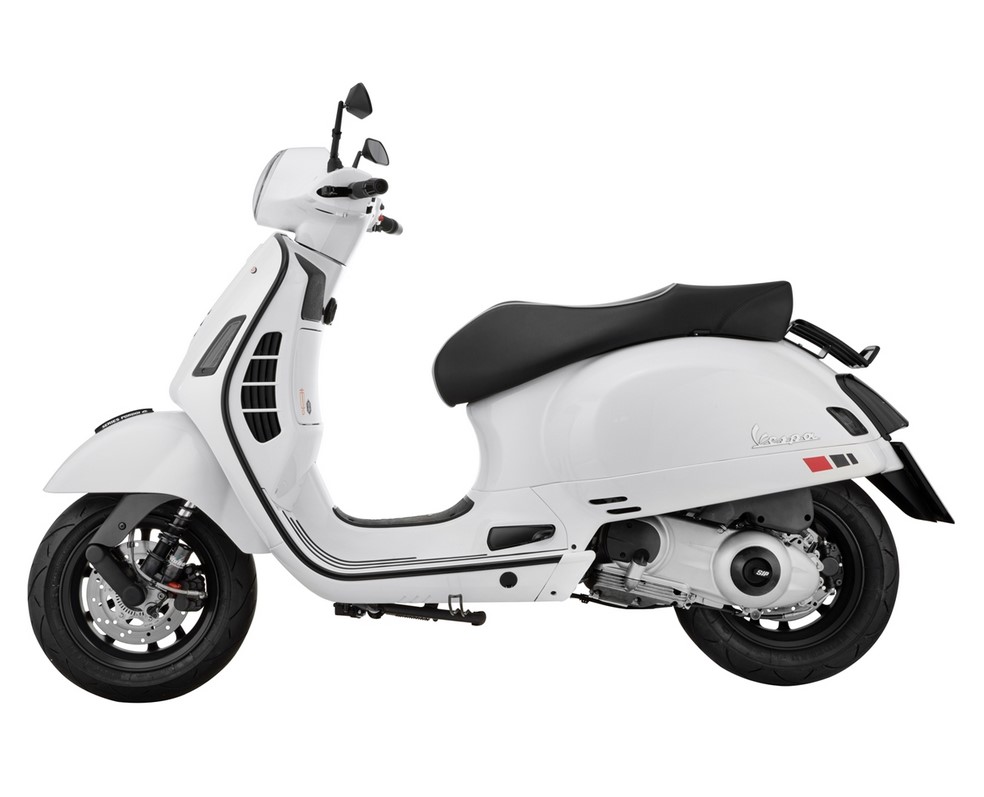 Monoschlitzrohr Beinschild, links für Vespa GTS/​GTS Super/​GTV/​GT 125-300ccm (- '19), schwarz matt