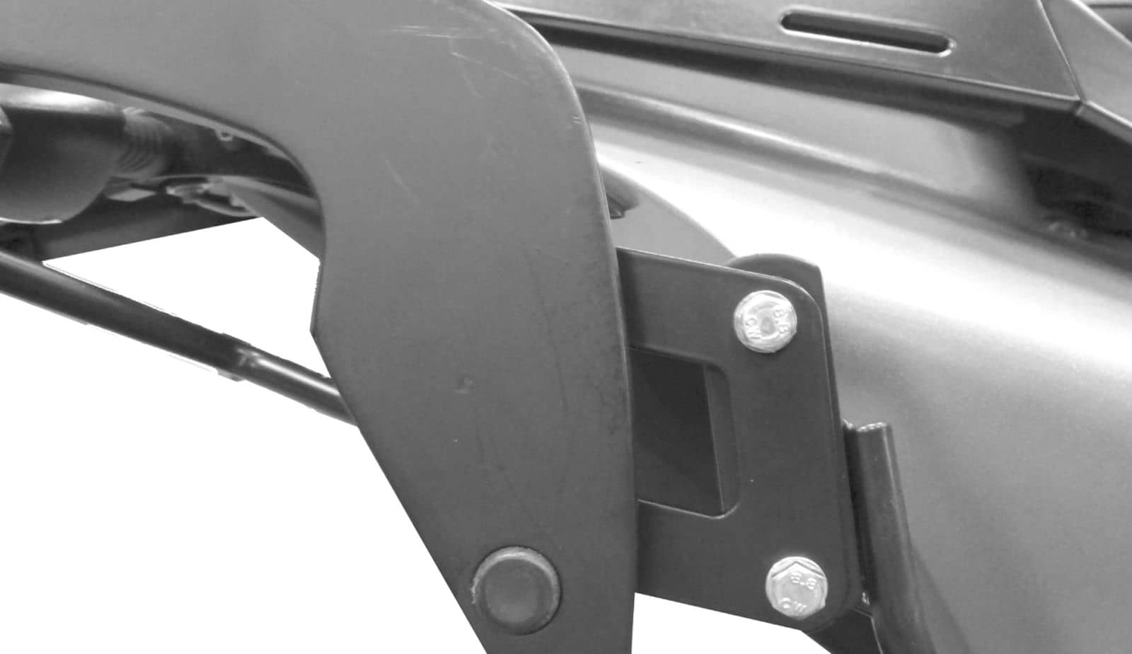 Universale C-Bow Verlegung horizontal 50mm schwarz Hepco & Becker