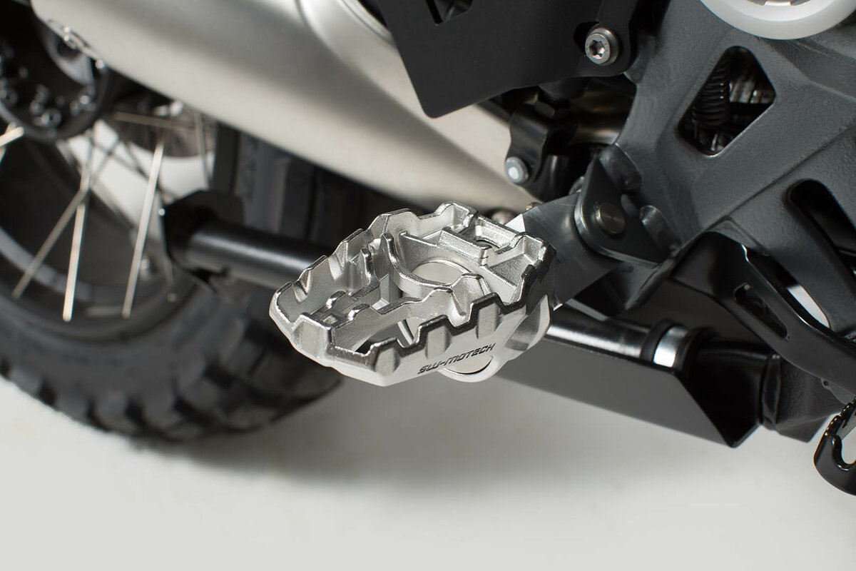 SW-Motech Verstellbare Fußrasten EVO, Edelstahl, für BMW G 310 GS