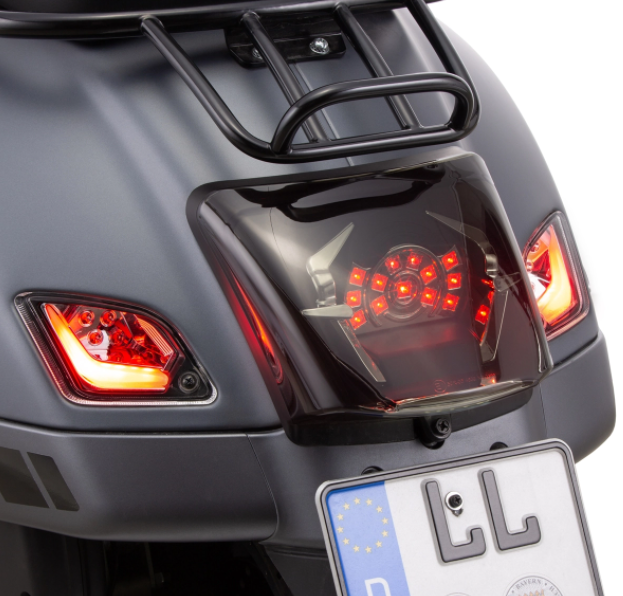 Blinker Kit vorne & hinten für Vespa GTS/​GTS Super/​GTV 125-300ccm ('14-), klar