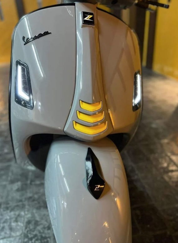 Blinker Kit ZELIONI vorne & hinten für Vespa GTS/​GTS Super/​GTV 125-300ccm, getönt