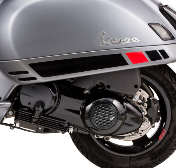 Variodeckel für Vespa, schwarz hochglanz