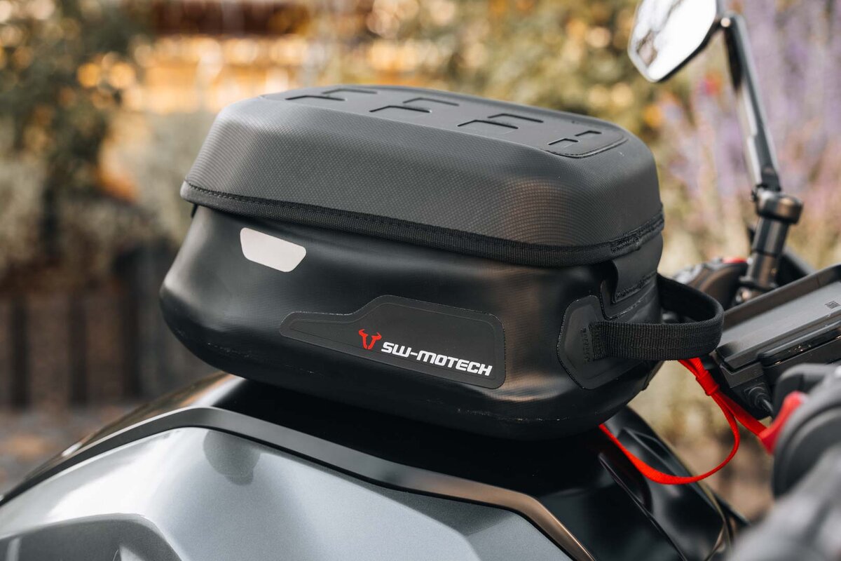 SW-Motech PRO Micro WP wasserdichter Tankrucksack