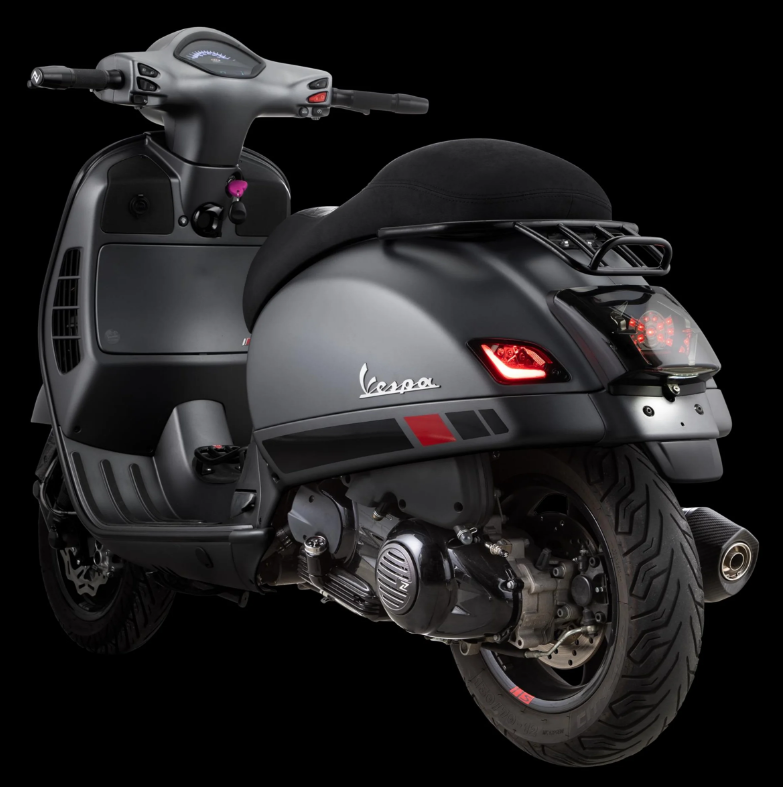 Sportsitzbank "Black Editiont" für Vespa GTS/​GTS Super/​GTV 125-300ccm (14-), schwarz abgesteppt