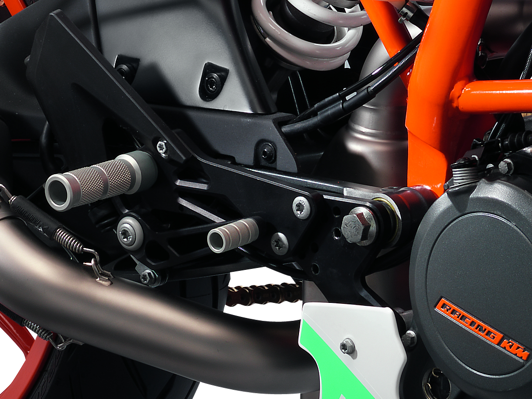 KTM Fußrastenanlage
