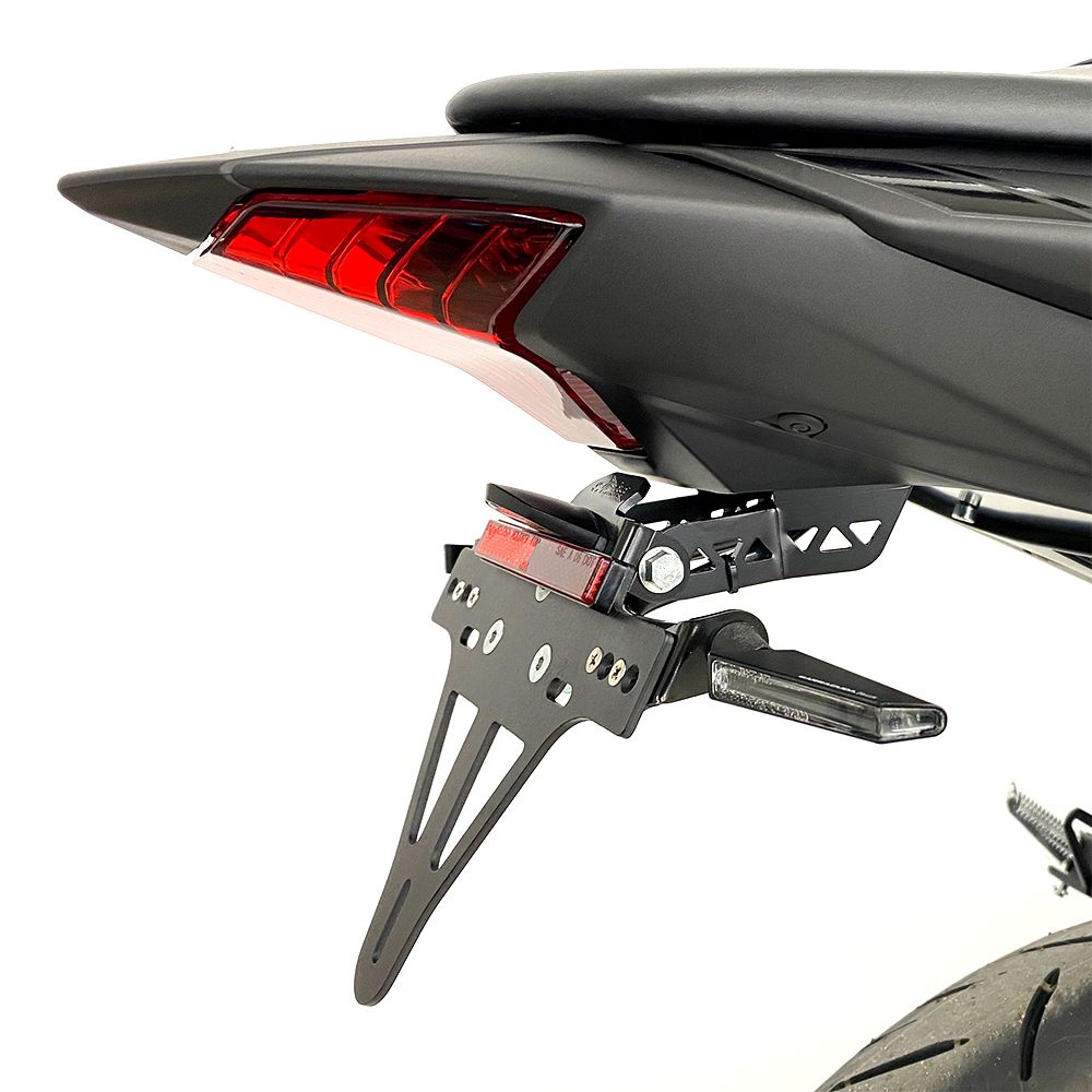 Kennzeichenhalter für Yamaha MT-03 (16-) / YZF-R3 (15-)