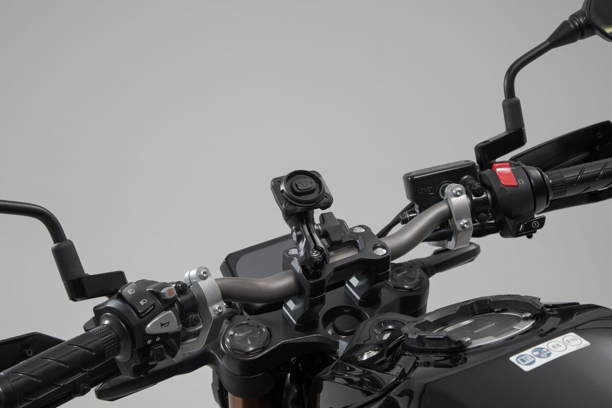 Universal Navi-Kit mit T-Lock Halter Smartphone. Inkl. 2" Klemmarm. Für Lenker/ Spiegelgewinde