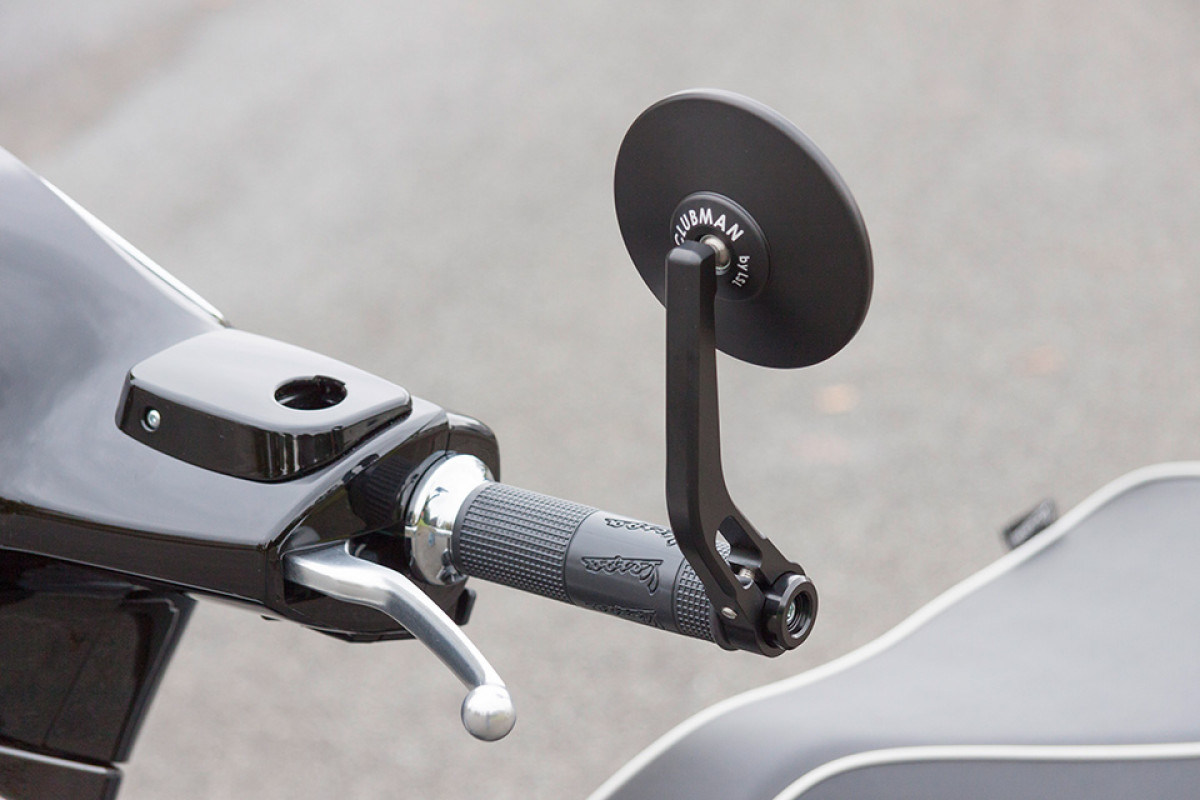 Lenkerendspiegel Clubman für Vespa ET / LX / LXV /S / GTS / GTS Super / GTV / GTS HPE / GT