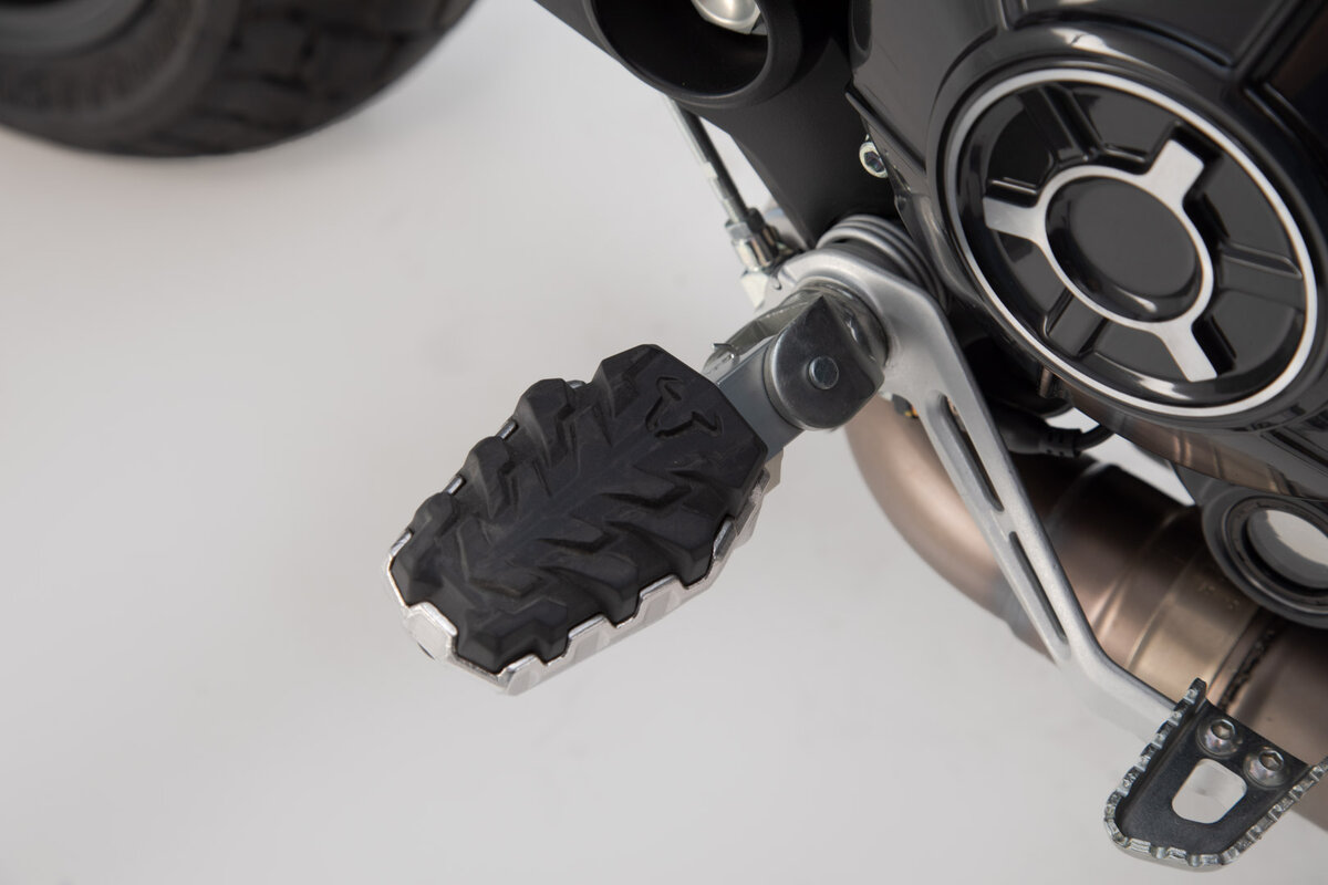 SW-Motech EVO Fußrasten-Kit Ducati Modelle / Benelli TRK 502 X (18-)