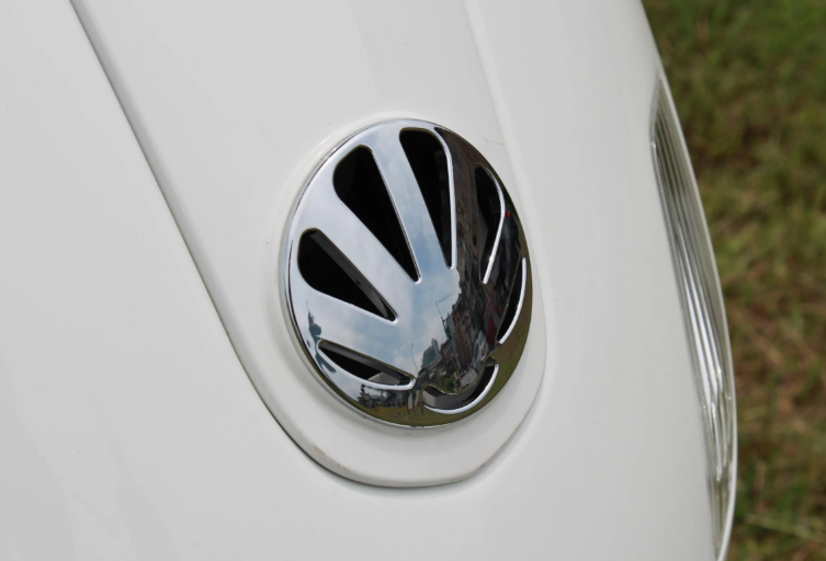 Kaskadeneinsatz Hupe für Vespa LX/LXV 50-150ccm, chrom