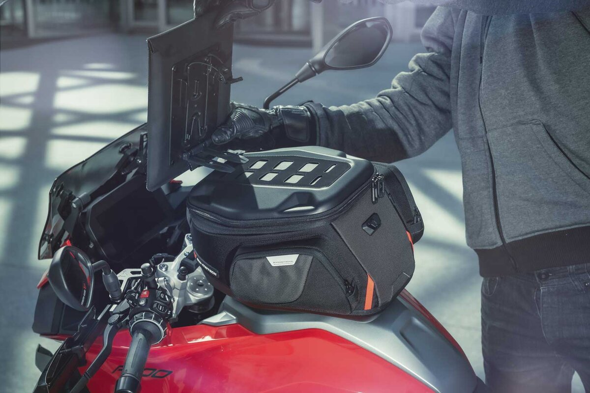 SW-Motech Tablet Drybag für MOLLE-Aufsatz