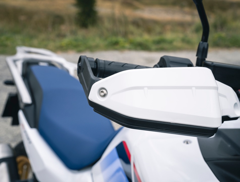 Aufsatz Handprotektoren Weiß für Honda XL 750 Transalp (23-) / Honda CRF1100L Africa Twin (20-)