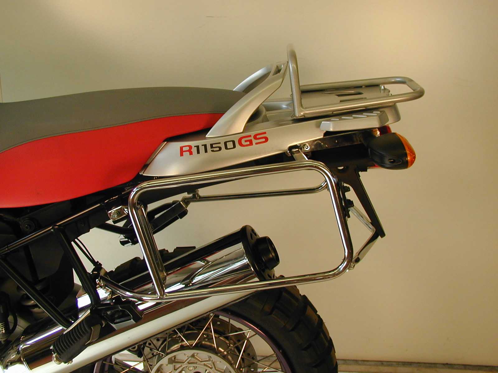 Seitenkofferträger festverschraubt schwarz für BMW R 1150 GS (00-04) Hepco & Becker